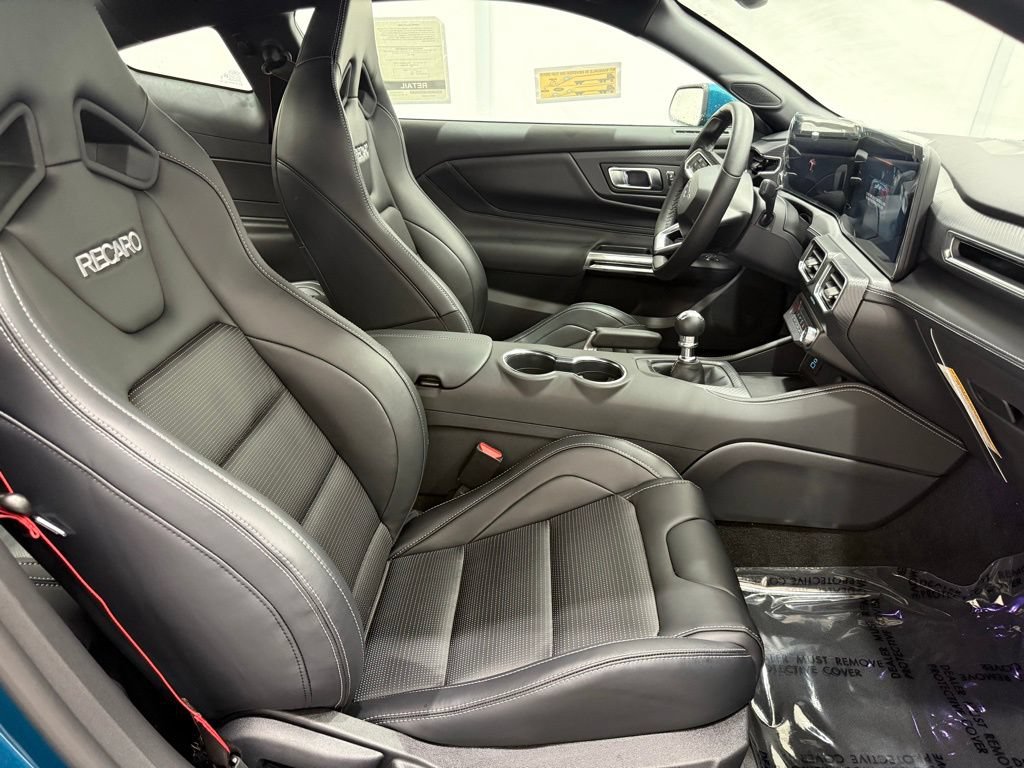 New 2026 Ford Mustang GT Premium w/ GT Performance Package RWD image 15