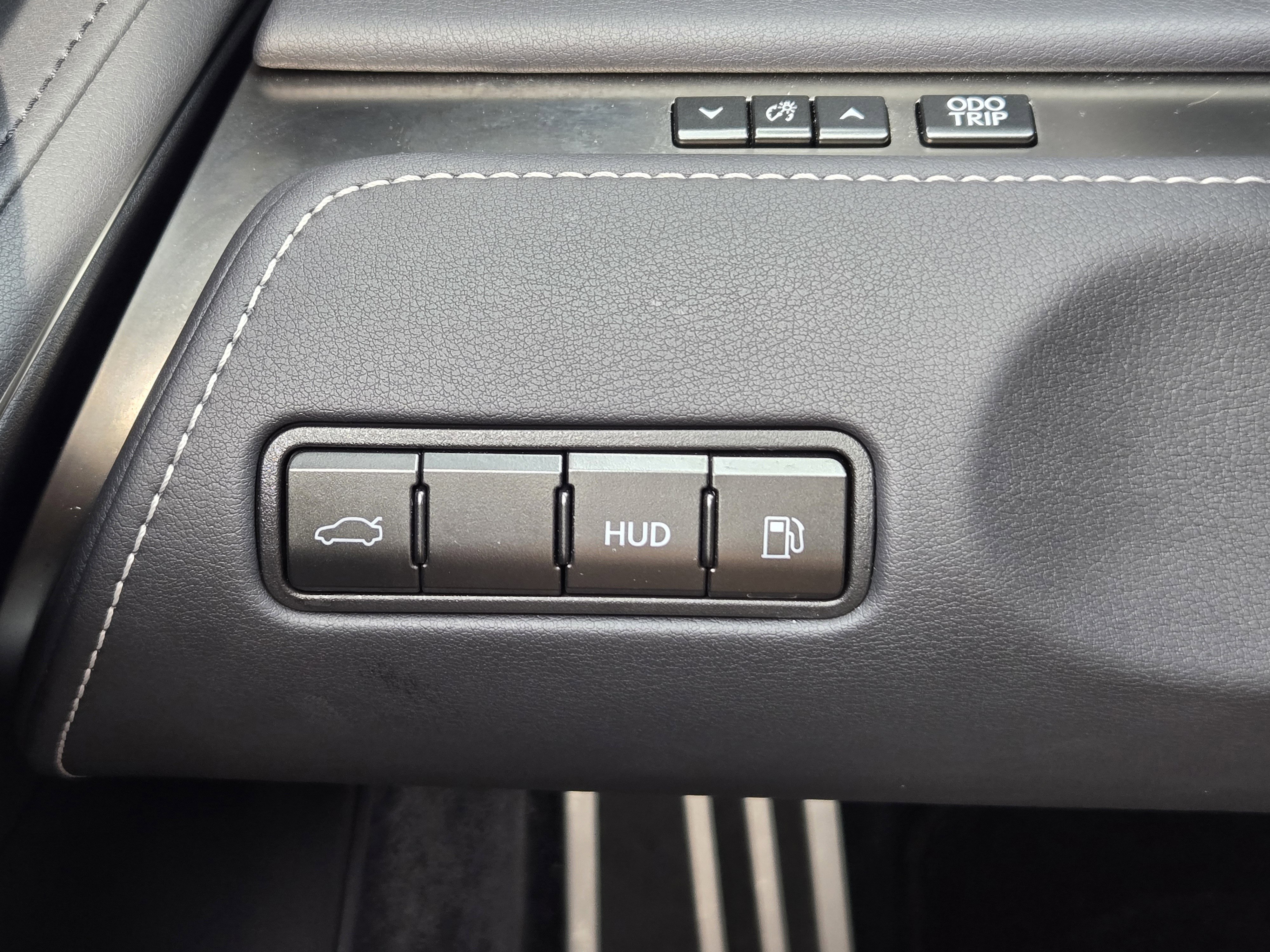 Used 2024 Lexus LC 500 Coupe w/ Sport Package image 31