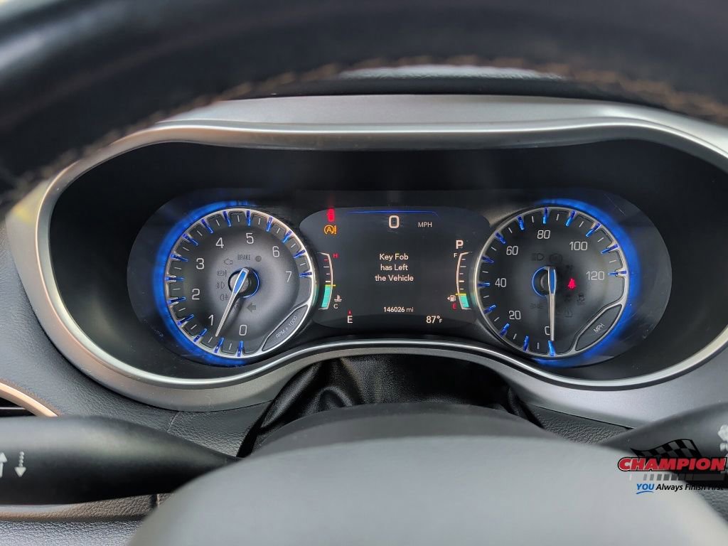 Used 2018 Chrysler Pacifica Touring-L Plus w/ S Appearance Package FWD image 20