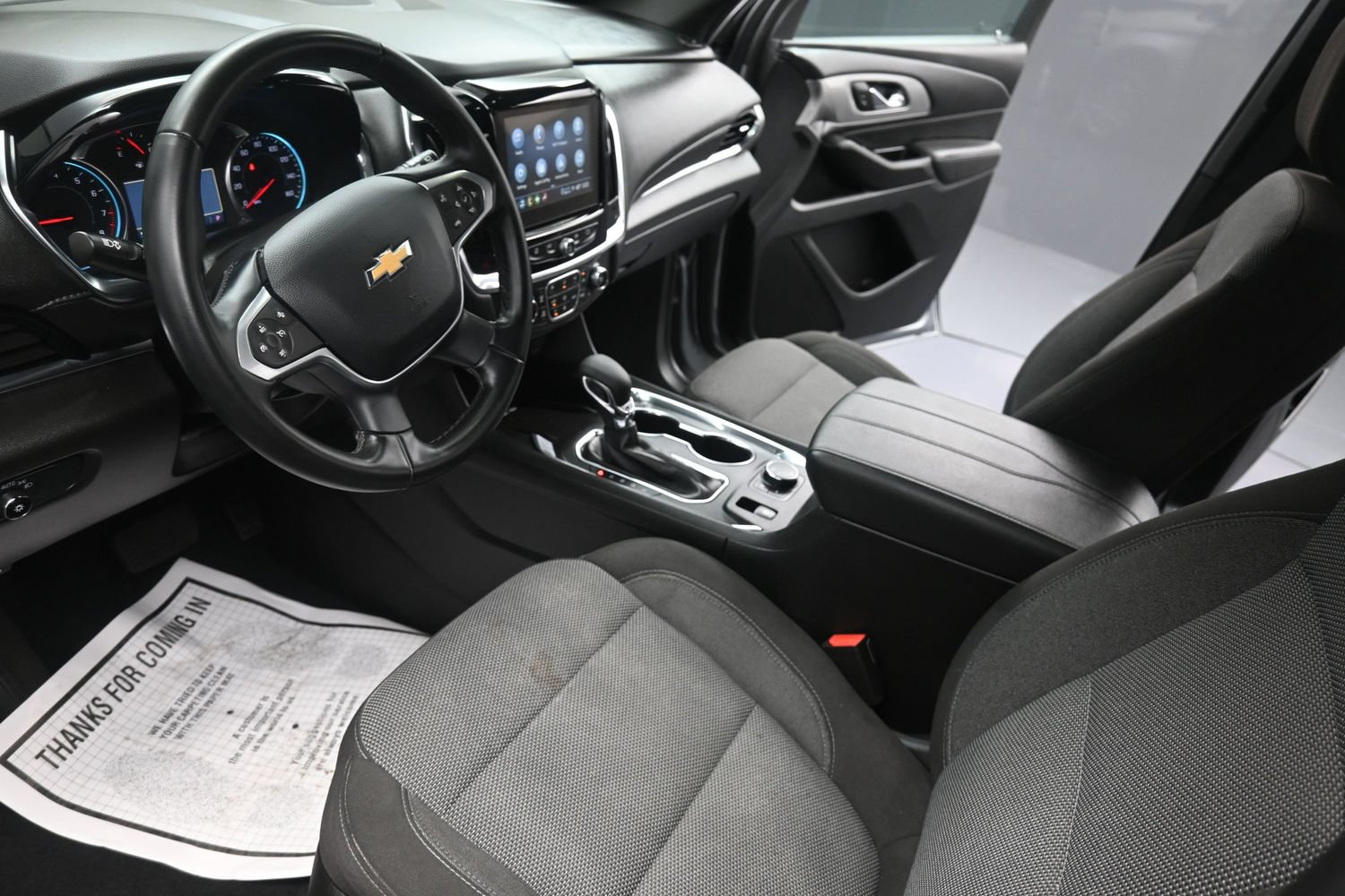 Used 2023 Chevrolet Traverse LT AWD/4WD image 18