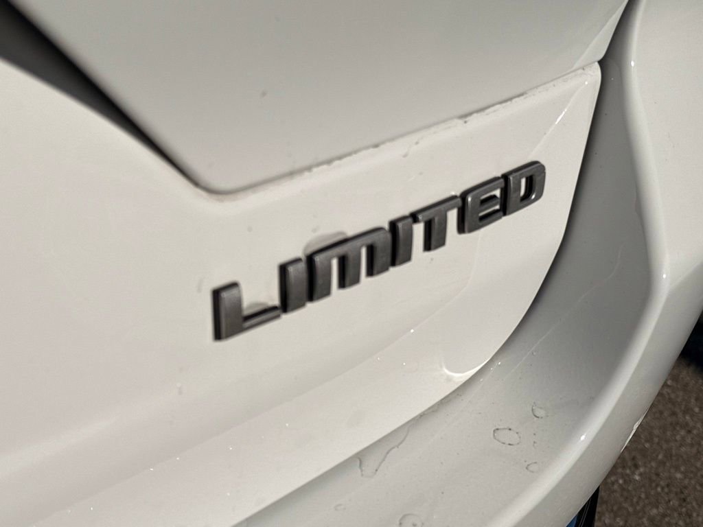 Certified 2025 Jeep Grand Cherokee Limited image 34