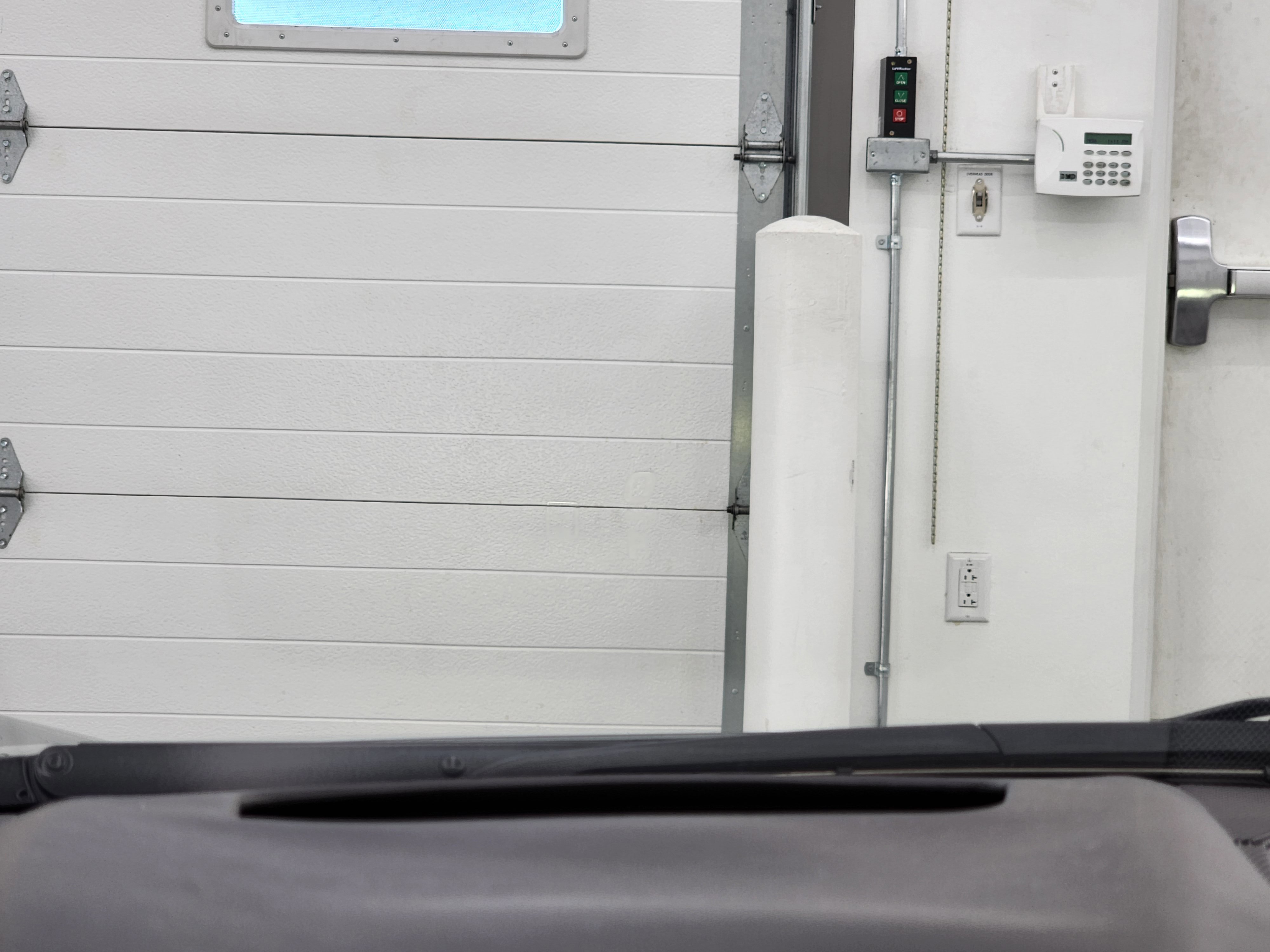 Used 2022 Chevrolet Corvette Stingray Premium Conv w/ Z51 Performance Package image 42