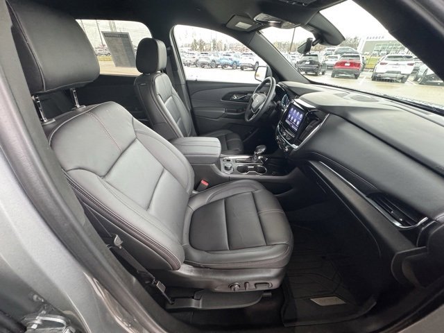 Certified 2023 Chevrolet Traverse RS w/ LPO, Floor Liner Package image 47