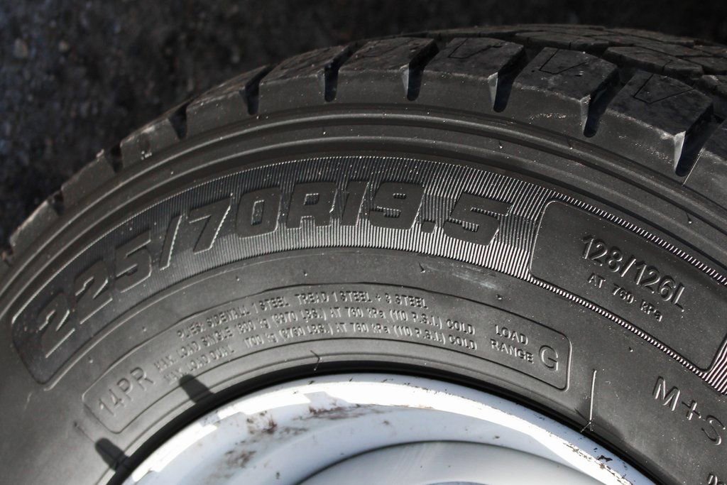 Used 2015 Ford F550 2WD Regular Cab Super Duty image 35