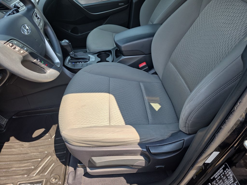 Used 2018 Hyundai Santa Fe Sport AWD/4WD image 29