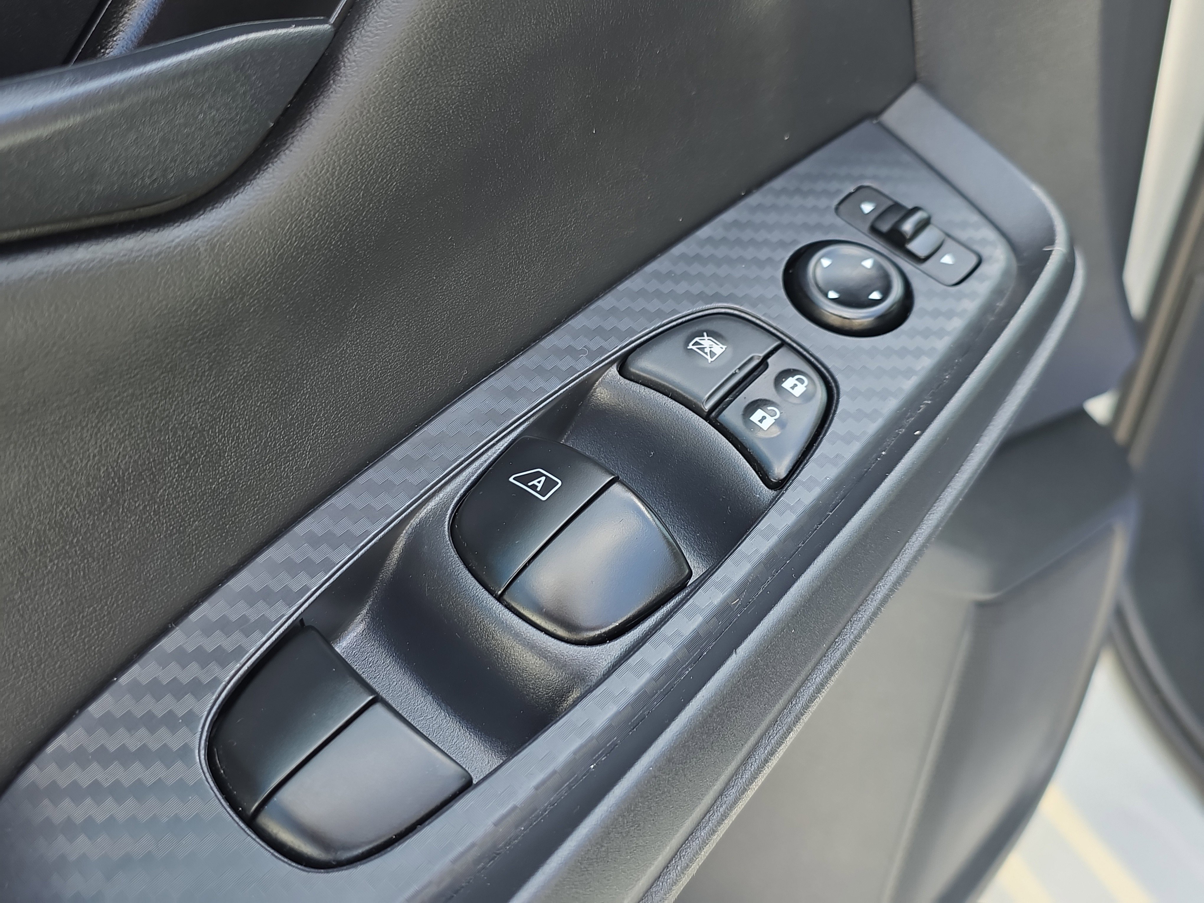 Used 2024 Nissan Sentra S image 21