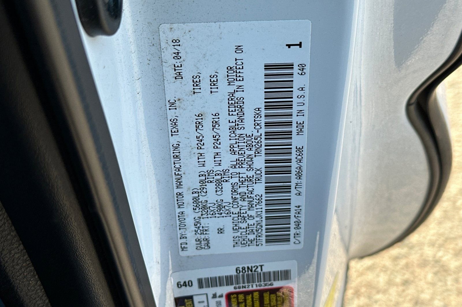 Used 2018 Toyota Tacoma SR image 29