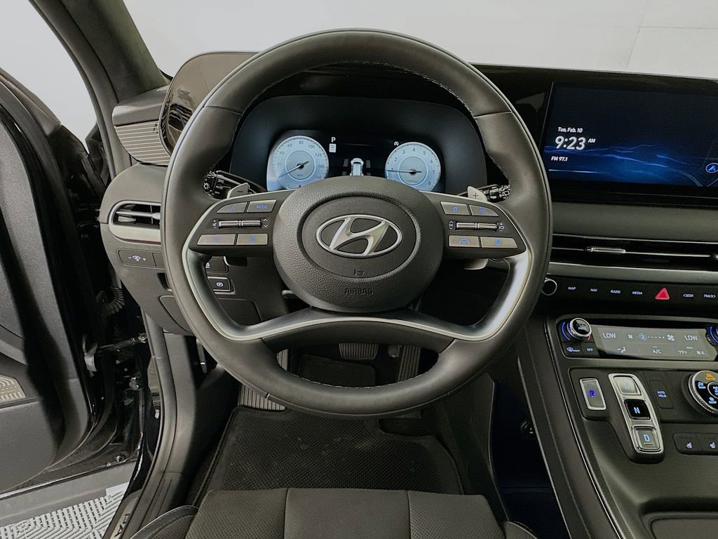 Used 2025 Hyundai Palisade Calligraphy AWD/4WD image 11