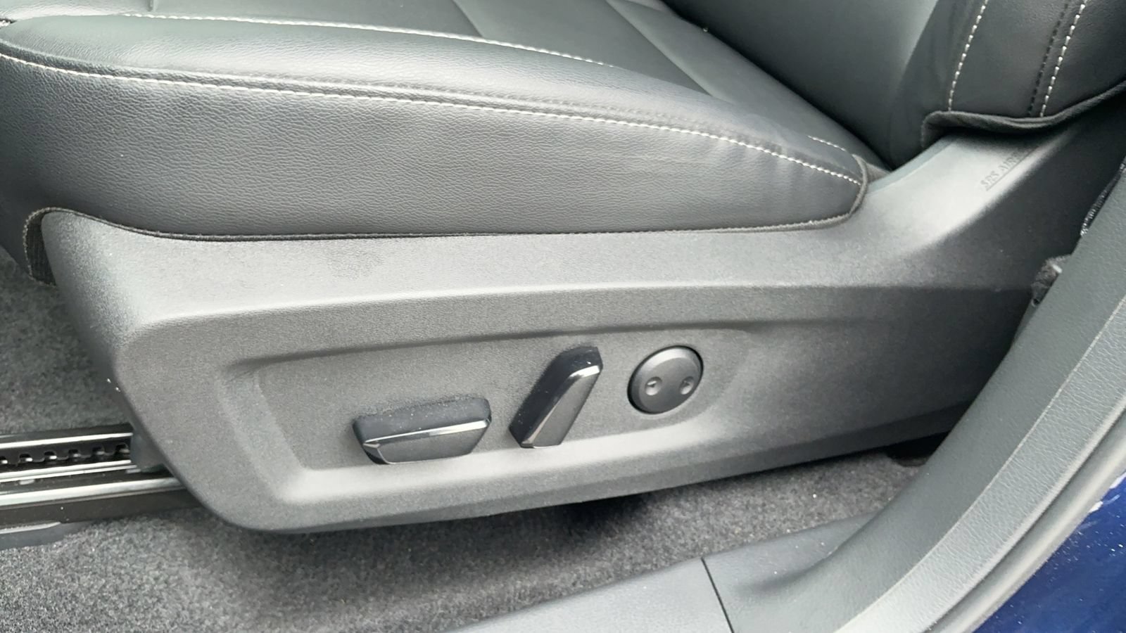 Certified 2025 Nissan Murano SL AWD/4WD image 33
