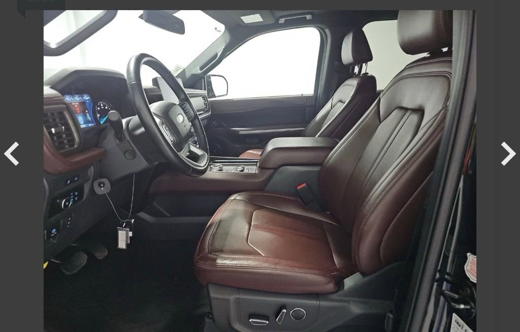 Used 2024 Ford Expedition Max Limited image 9