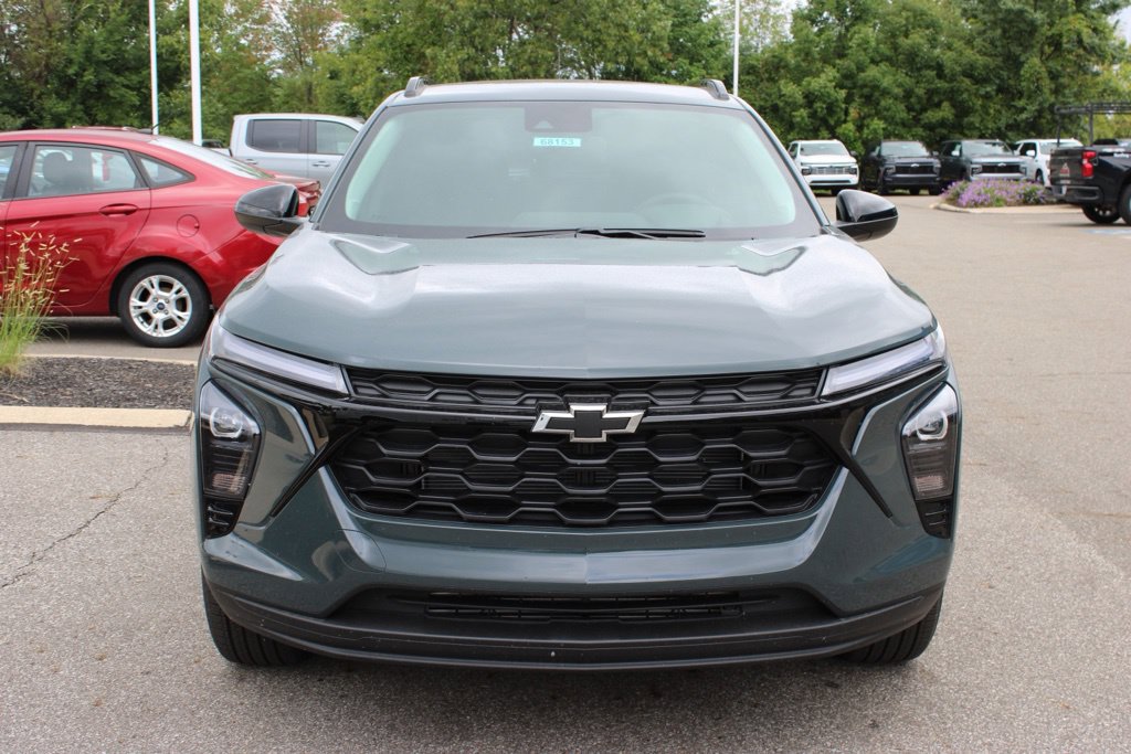 New 2026 Chevrolet Trax LT w/ Driver Confidence Package FWD image 5