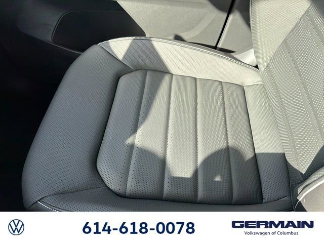 New 2026 Volkswagen Atlas Cross Sport SEL image 33