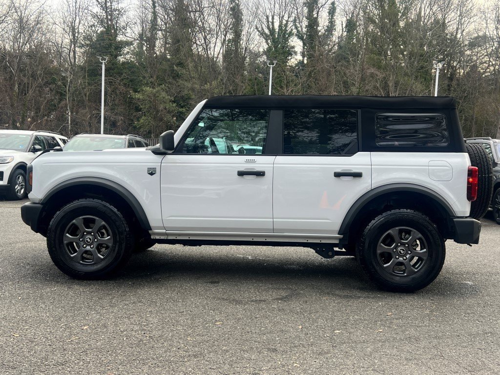 Used 2023 Ford Bronco Big Bend image 3