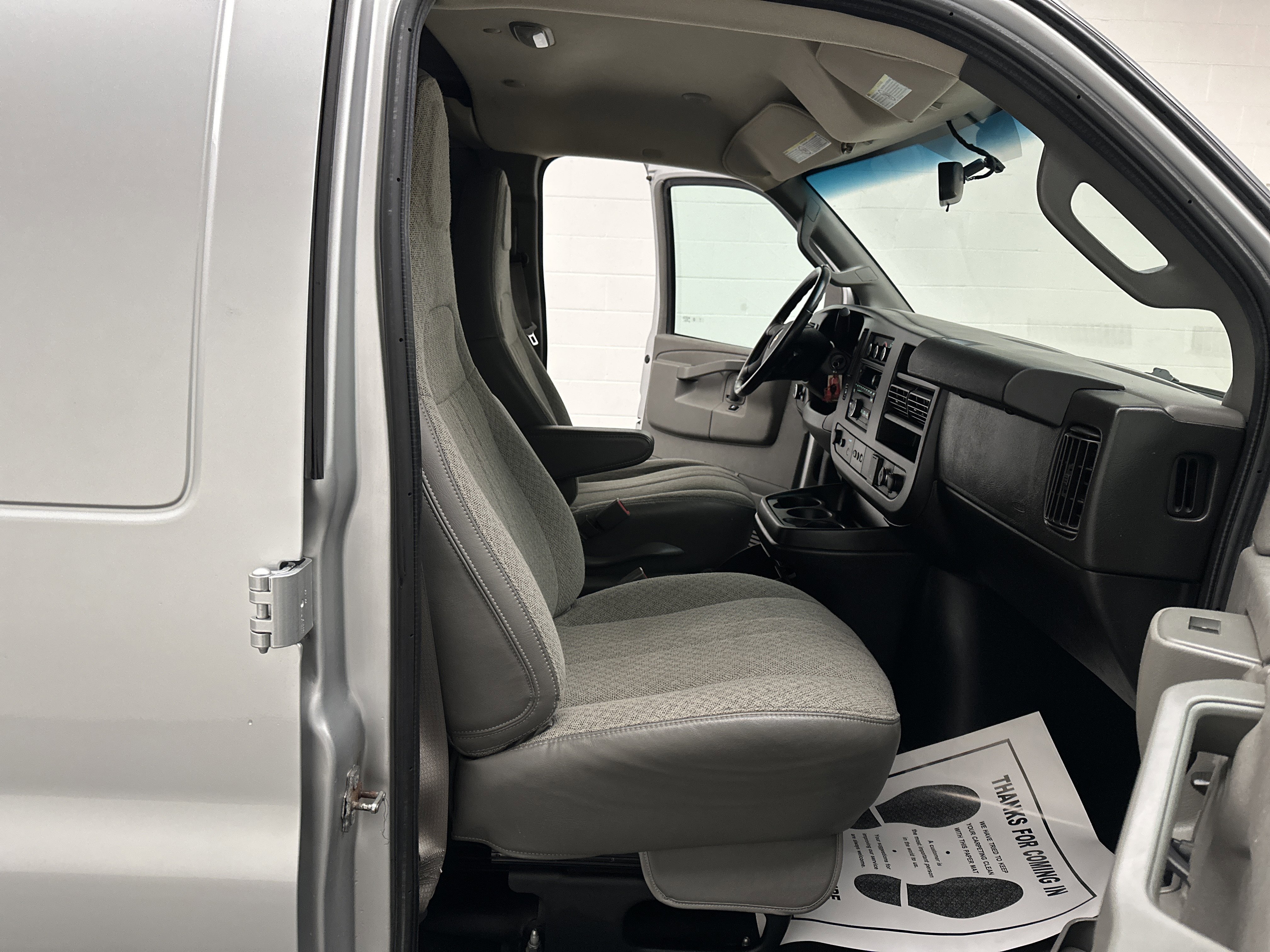 Used 2020 Chevrolet Express 2500 w/ Driver Convenience Package image 19