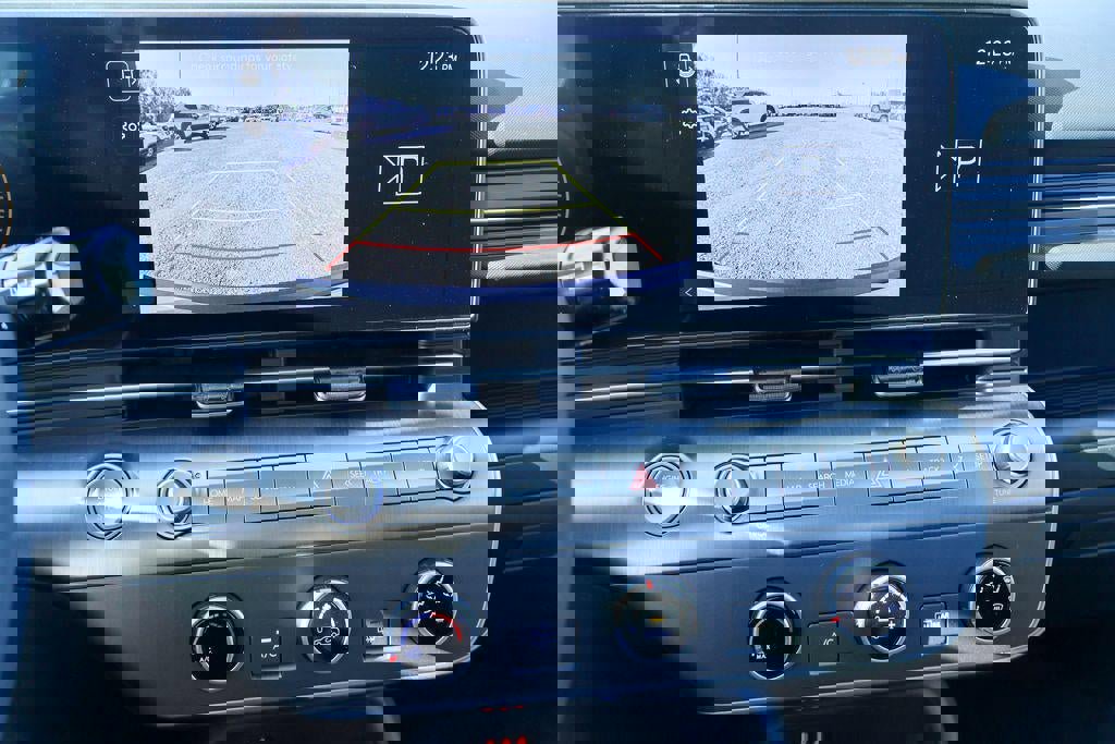 New 2026 Hyundai Kona SE image 4