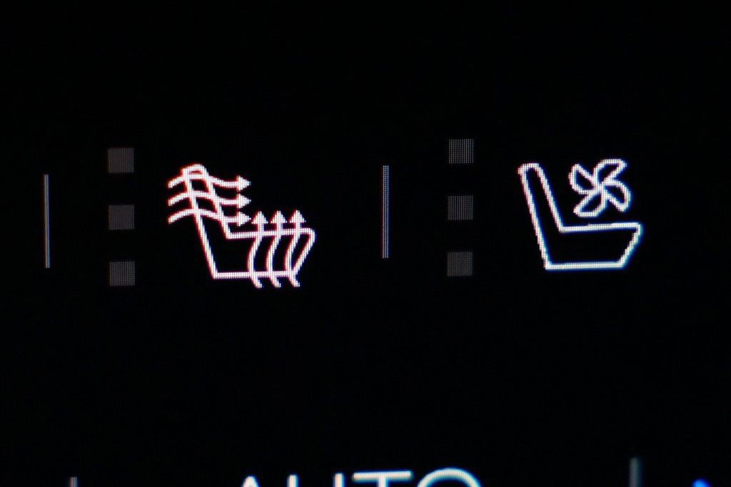 Used 2026 GMC Yukon Denali Ultimate image 33