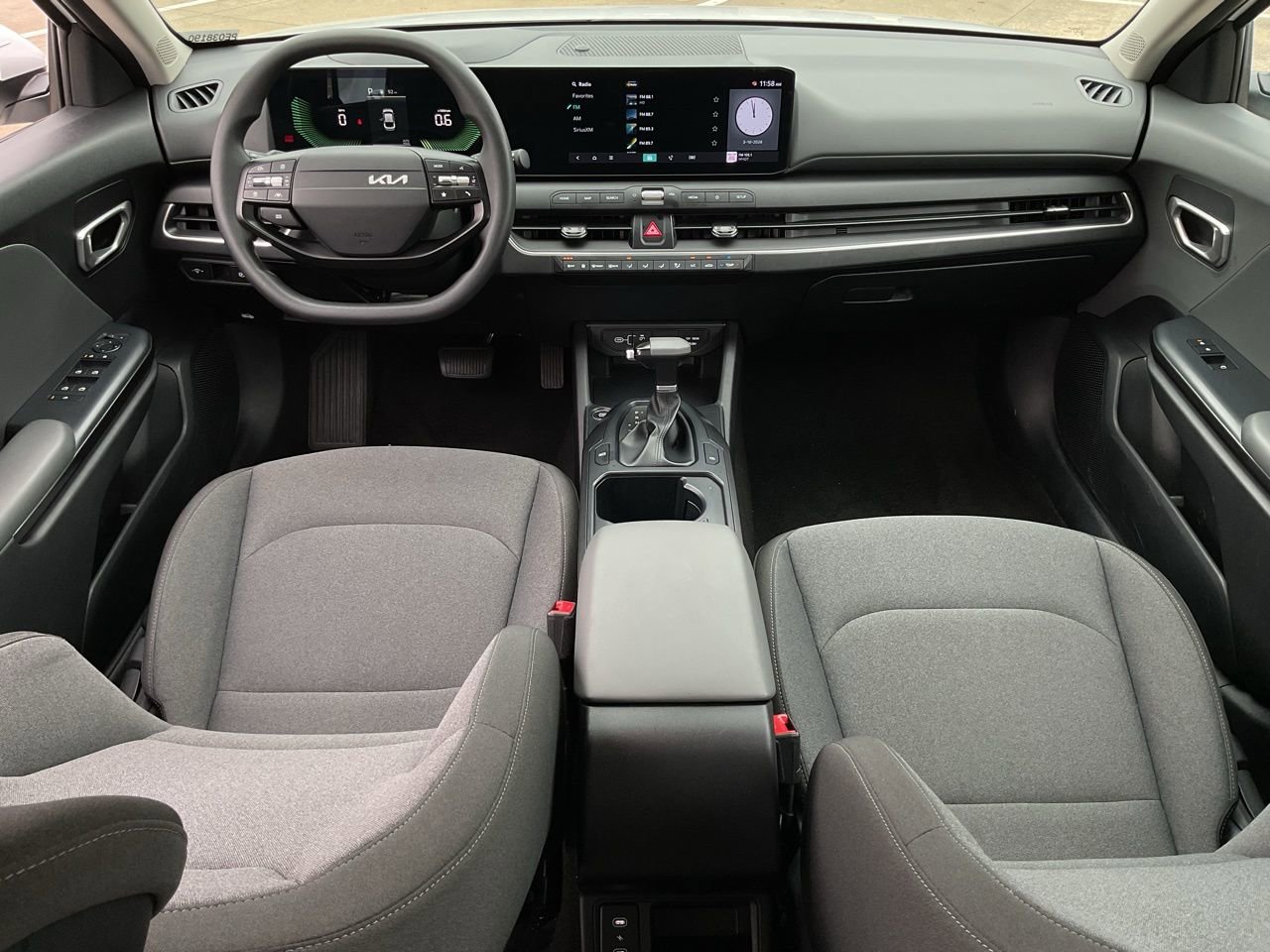 Used 2025 Kia K4 LXS image 19