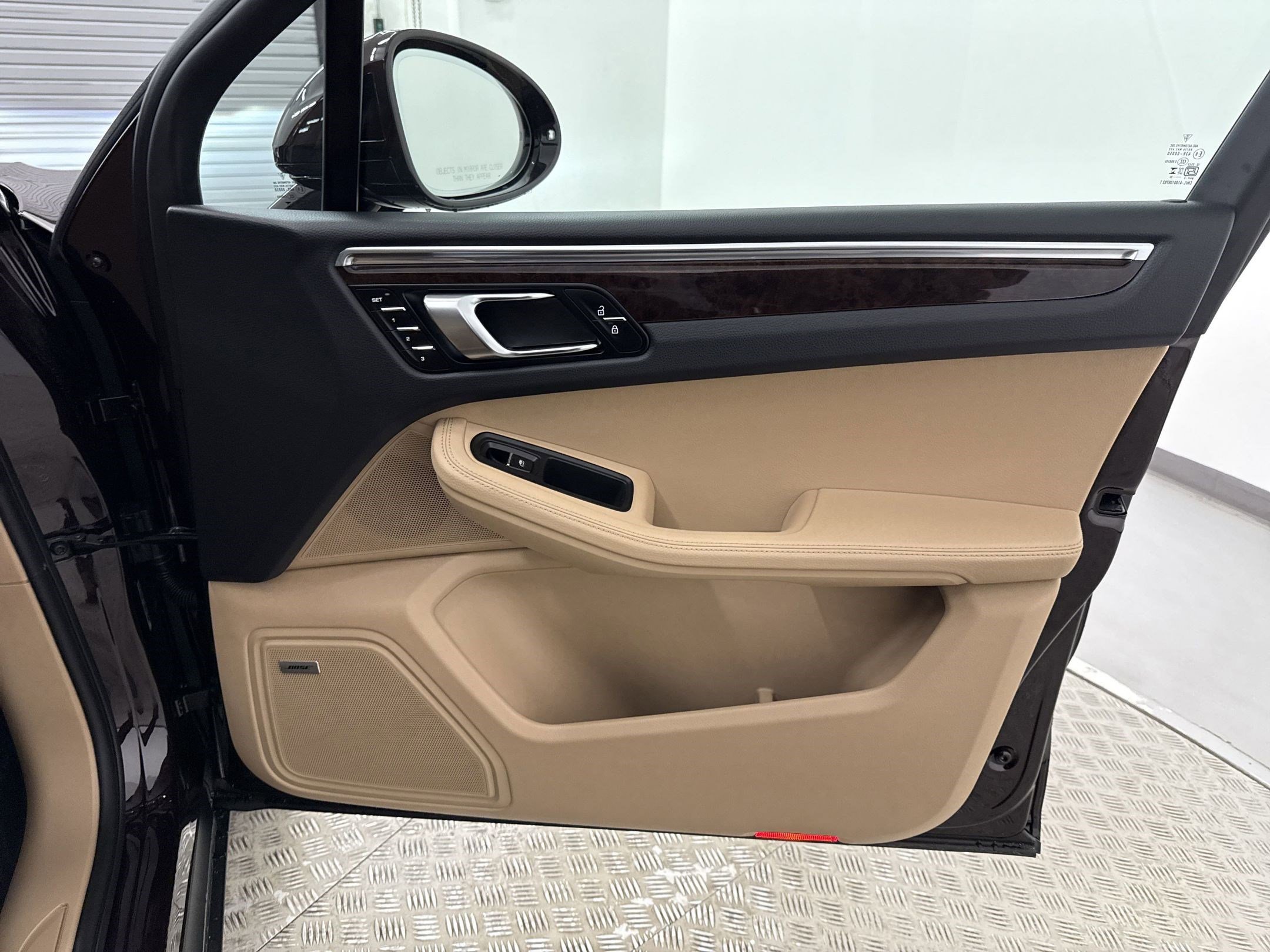 New 2025 Porsche Macan Turbo image 35