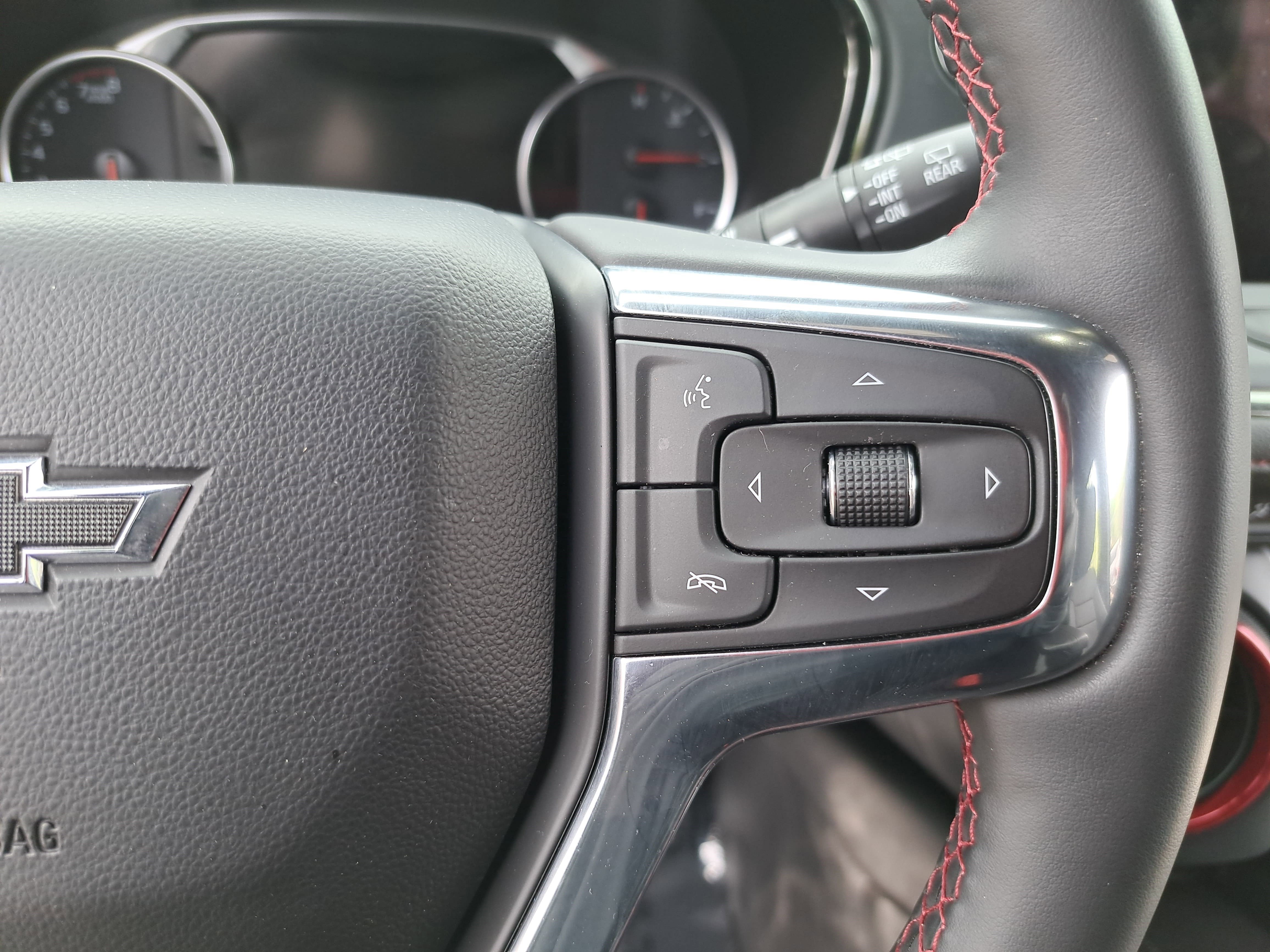 Used 2023 Chevrolet Blazer RS w/ Enhanced Convenience Package image 18