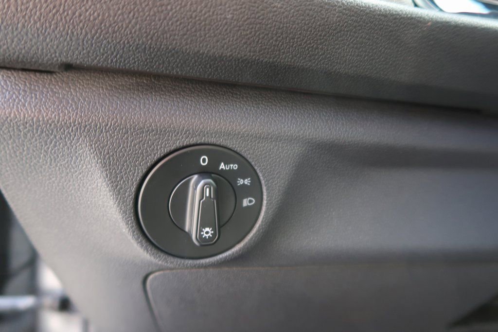 Used 2019 Volkswagen Jetta S image 16