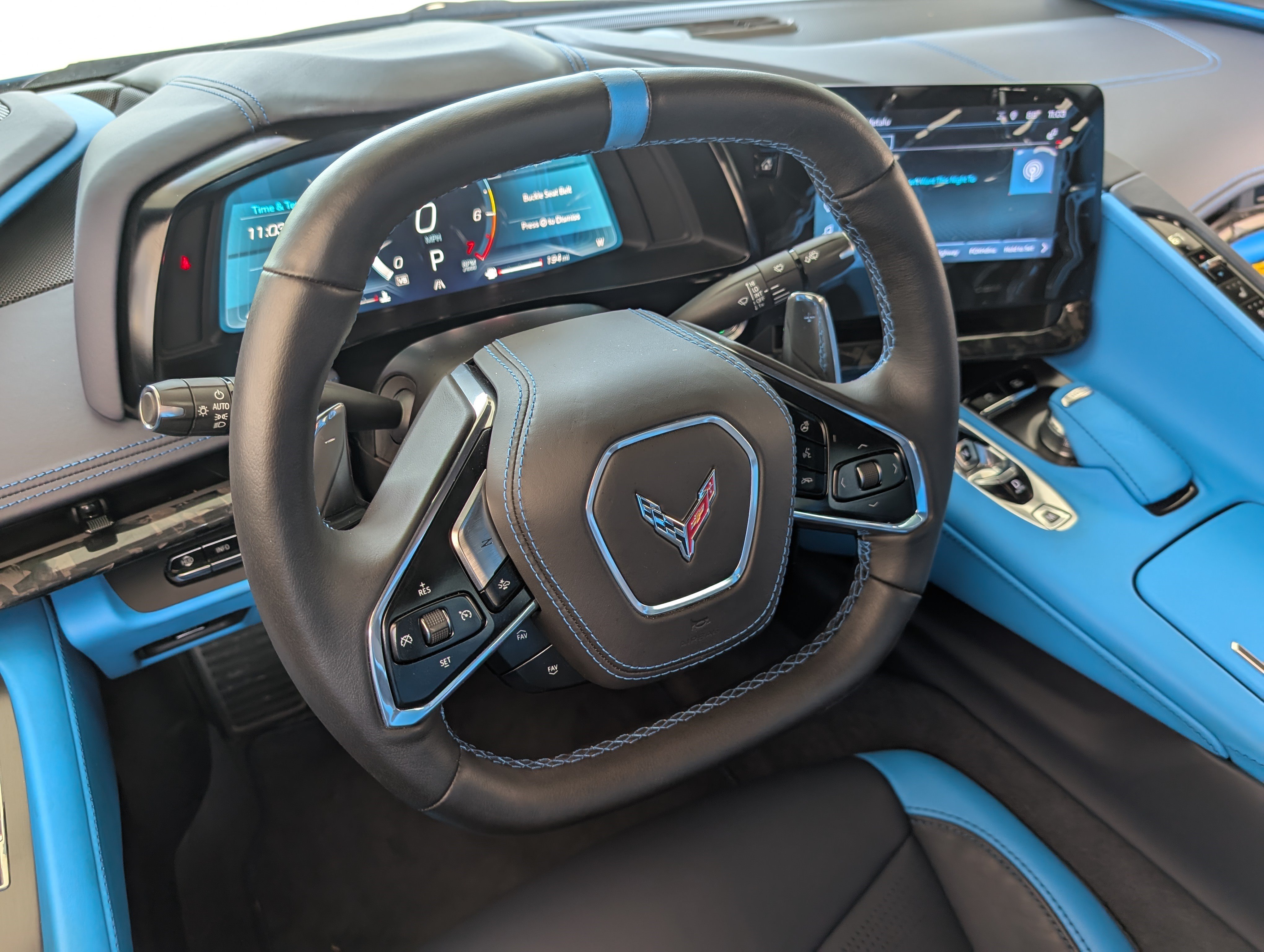 Used 2024 Chevrolet Corvette Stingray Premium Cpe w/ Z51 Performance Package RWD image 22