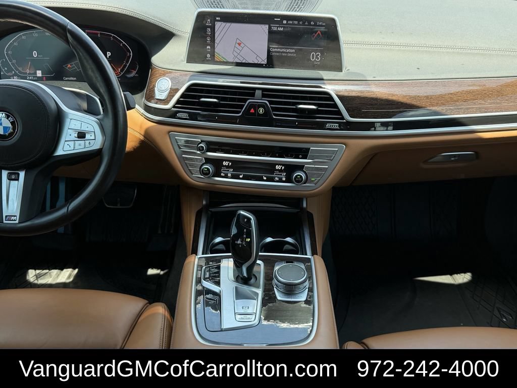Used 2022 BMW 750i xDrive w/ M Sport Package AWD/4WD image 38