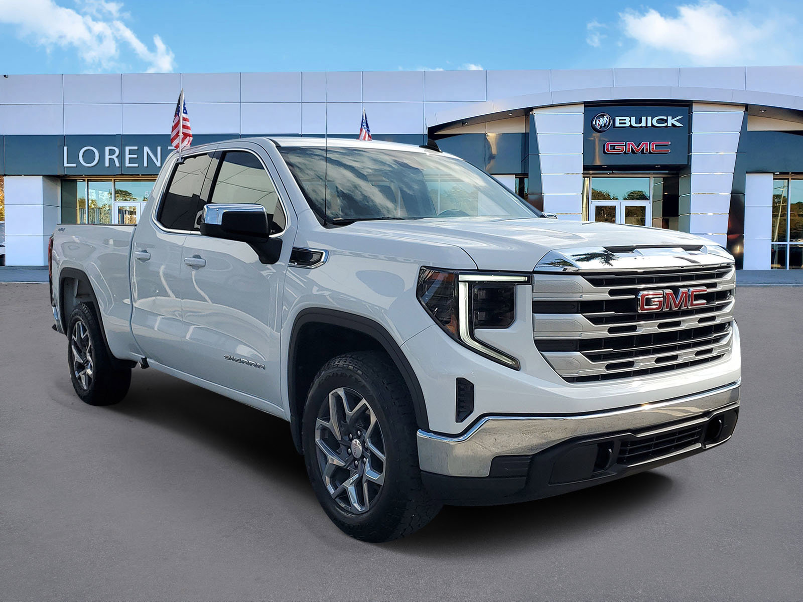 Used 2023 GMC Sierra 1500 SLE image 3