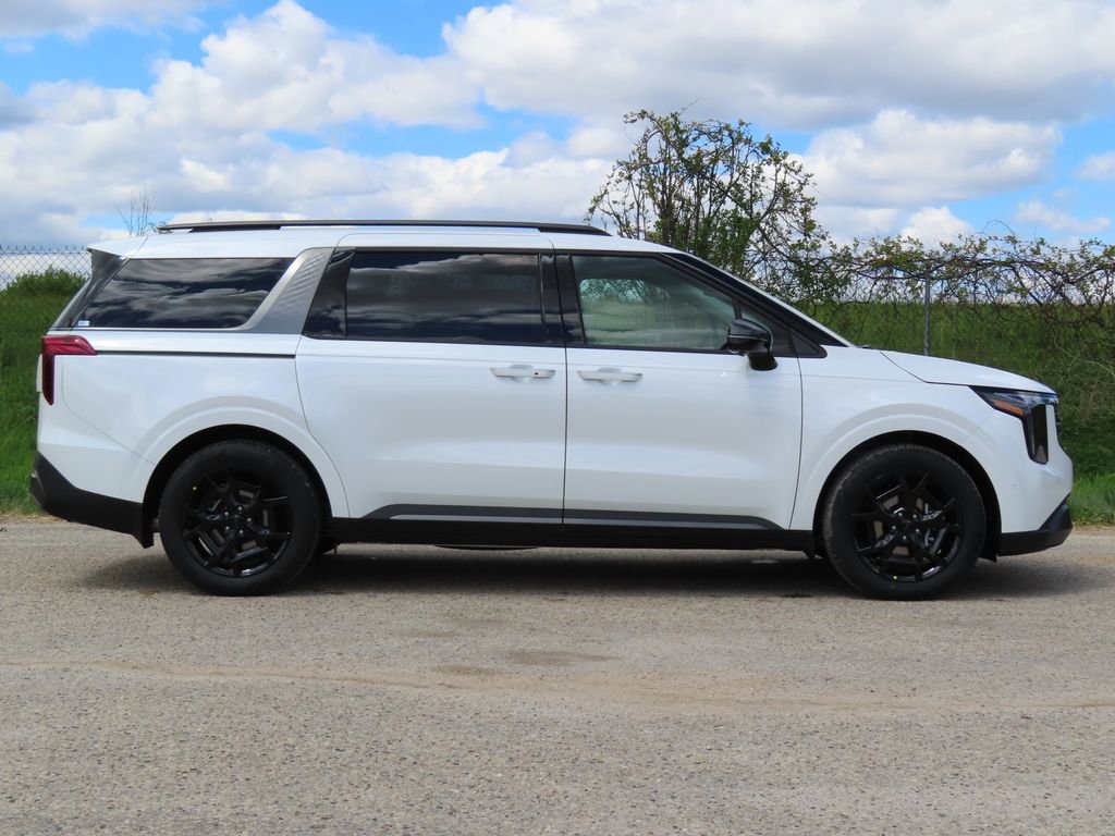 New 2026 Kia Carnival SX Prestige FWD image 2