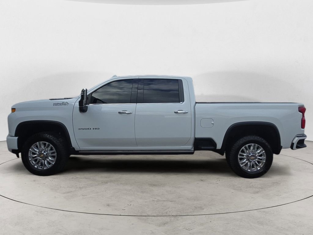 Certified 2022 Chevrolet Silverado 3500 High Country w/ Z71 Off-Road Package image 2