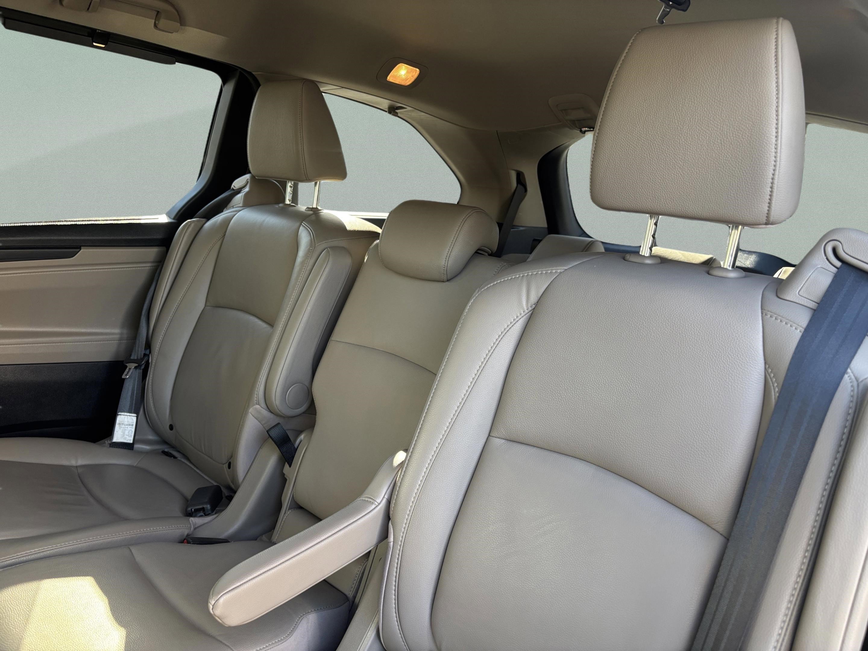 Used 2020 Honda Odyssey EX-L image 23
