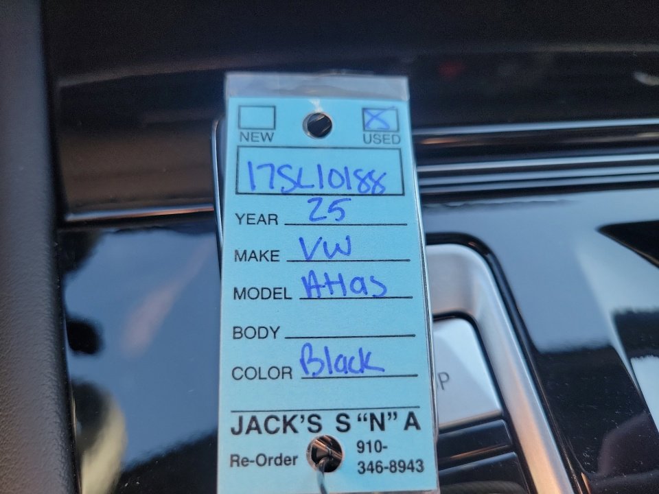 Certified 2025 Volkswagen Atlas Cross Sport SEL Premium R-Line image 37