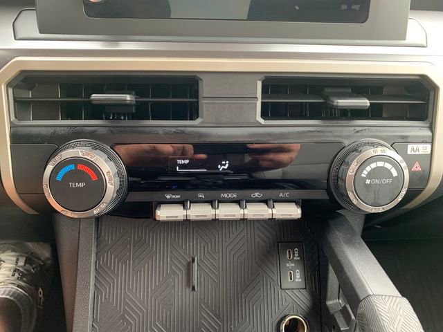 Used 2025 Toyota Tacoma SR5 image 24