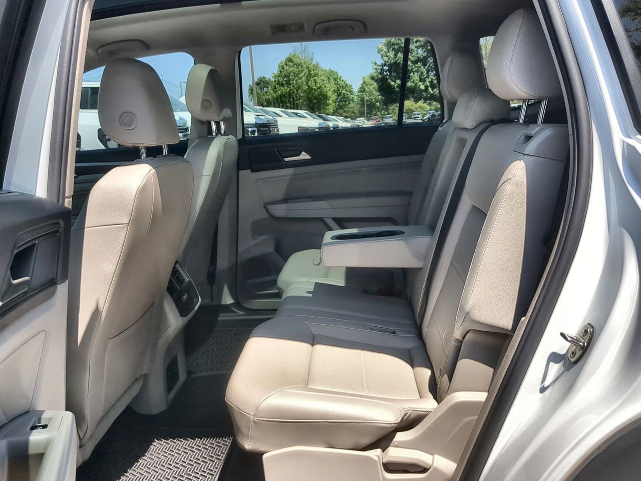 Used 2022 Volkswagen Atlas SE AWD/4WD image 24