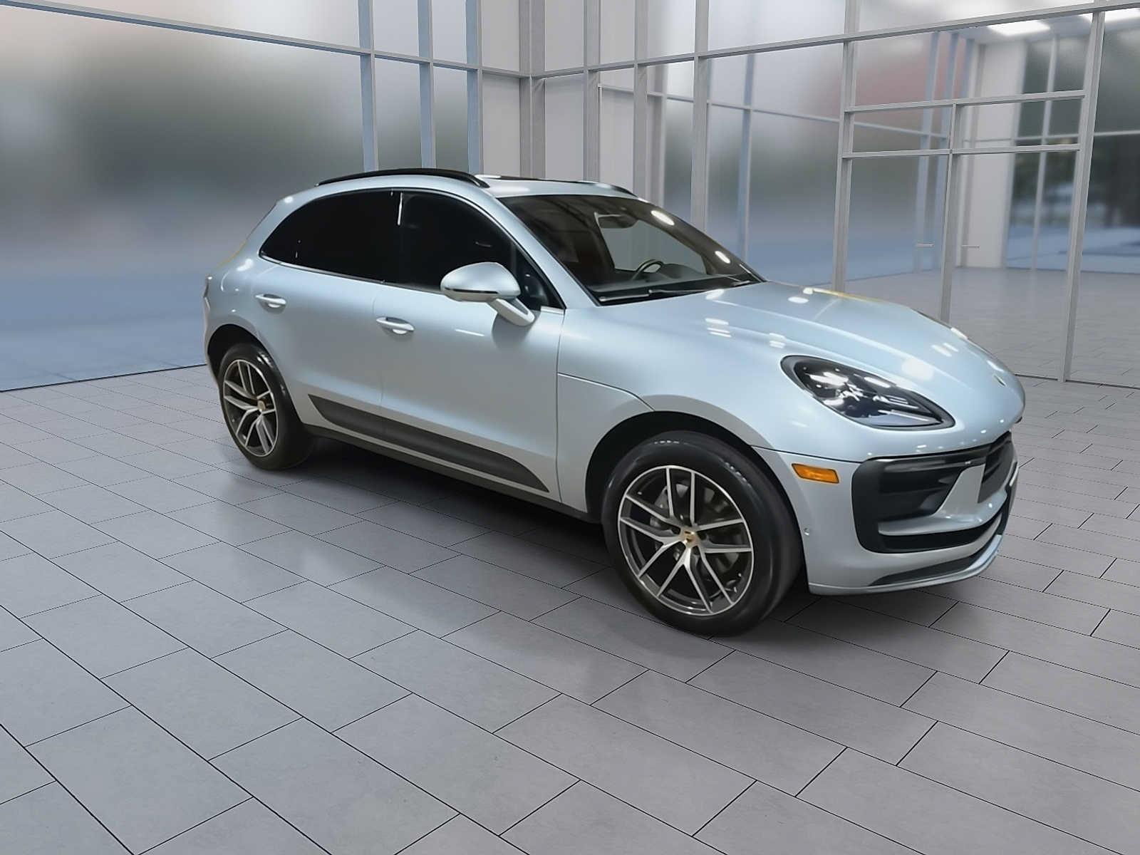 Used 2023 Porsche Macan Turbo AWD/4WD image 2