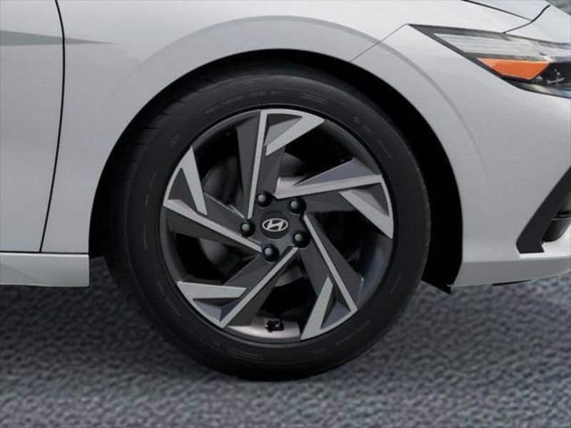 New 2026 Hyundai Elantra SEL Sport Premium image 8