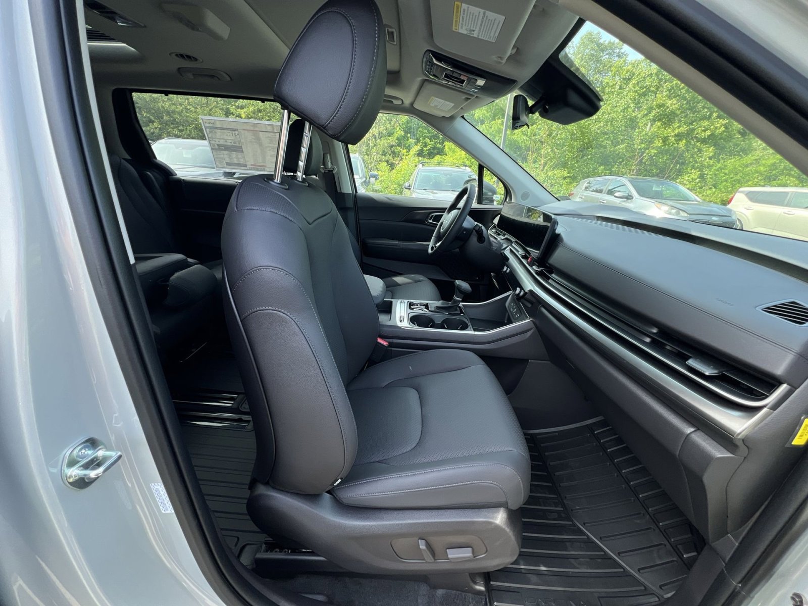 New 2026 Kia Carnival SX Prestige FWD image 35