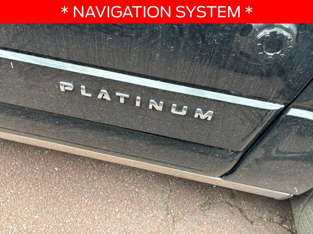 Used 2017 Ford Expedition Platinum AWD/4WD image 5