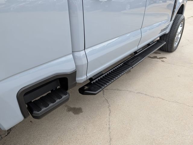 Used 2024 Ford F250 Lariat w/ Sport Appearance Package AWD/4WD image 31