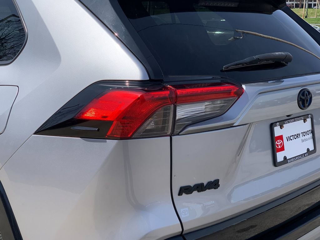 Used 2022 Toyota RAV4 XSE w/ XSE Grade Weather Package image 36