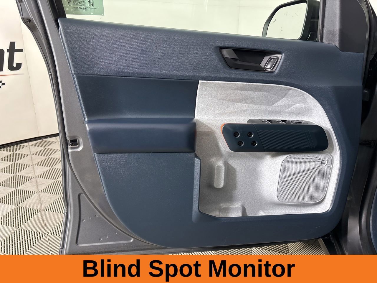 Used 2024 Ford Maverick XLT image 9