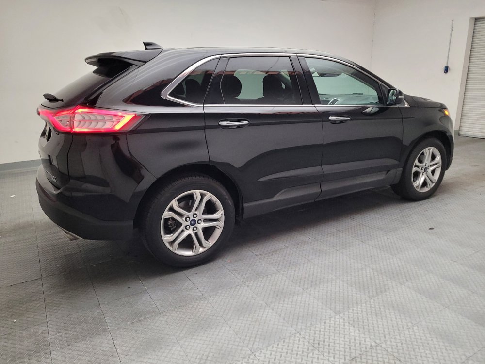 Used 2018 Ford Edge Titanium FWD image 10