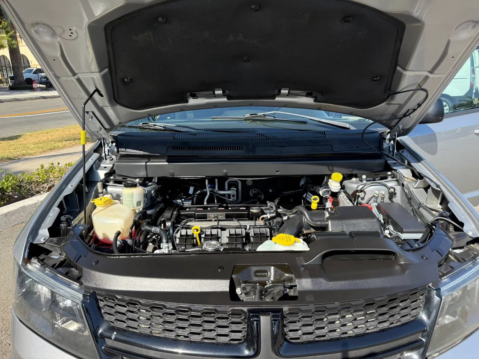Used 2020 Dodge Journey SE w/ SE Popular Equipment Group FWD image 32