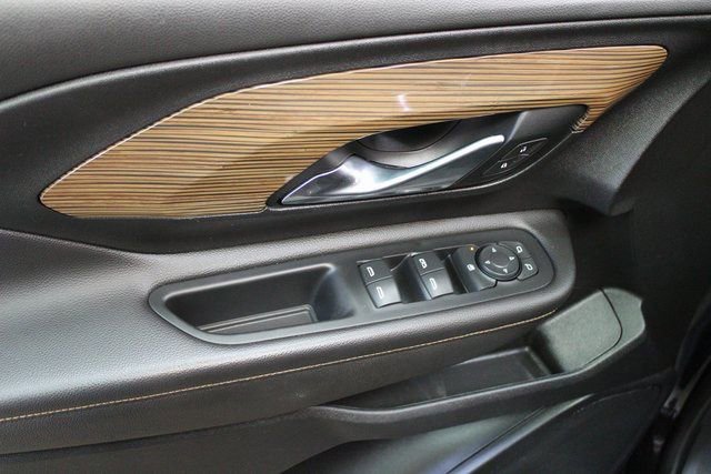 Used 2021 GMC Terrain SLE image 12