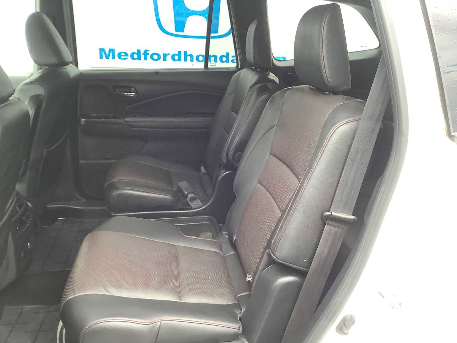 Used 2021 Honda Pilot Black Edition image 13