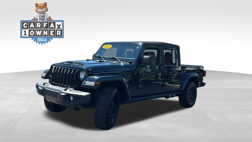 Used 2023 Jeep Gladiator Sport image 3