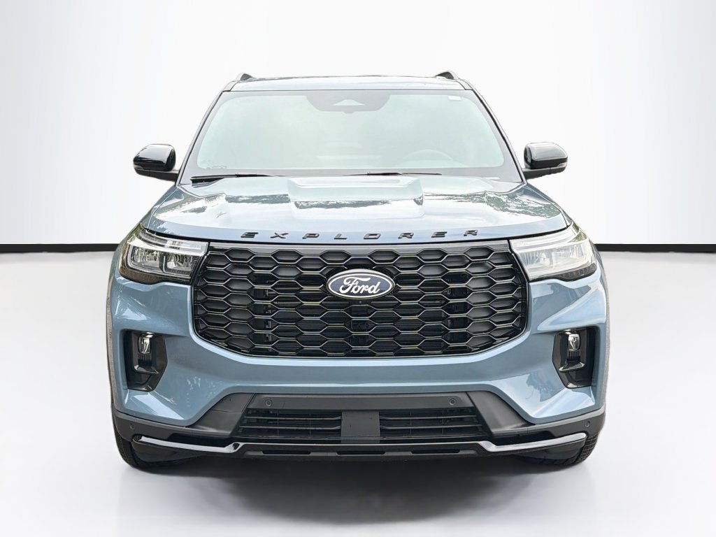 New 2027 Ford Explorer ST-Line AWD/4WD image 2