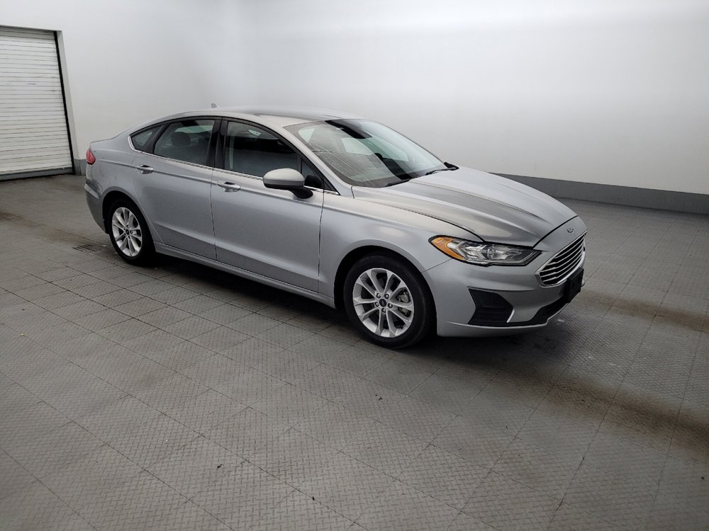Used 2020 Ford Fusion SE FWD image 11
