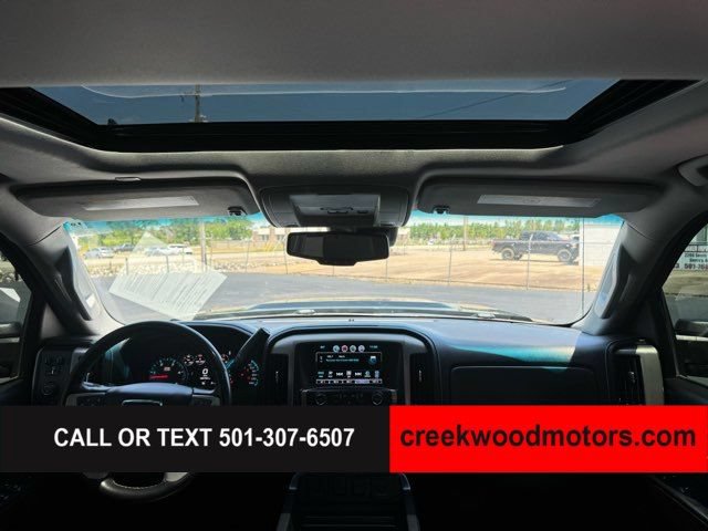 Used 2019 GMC Sierra 2500 Denali w/ Duramax Plus Package AWD/4WD image 14