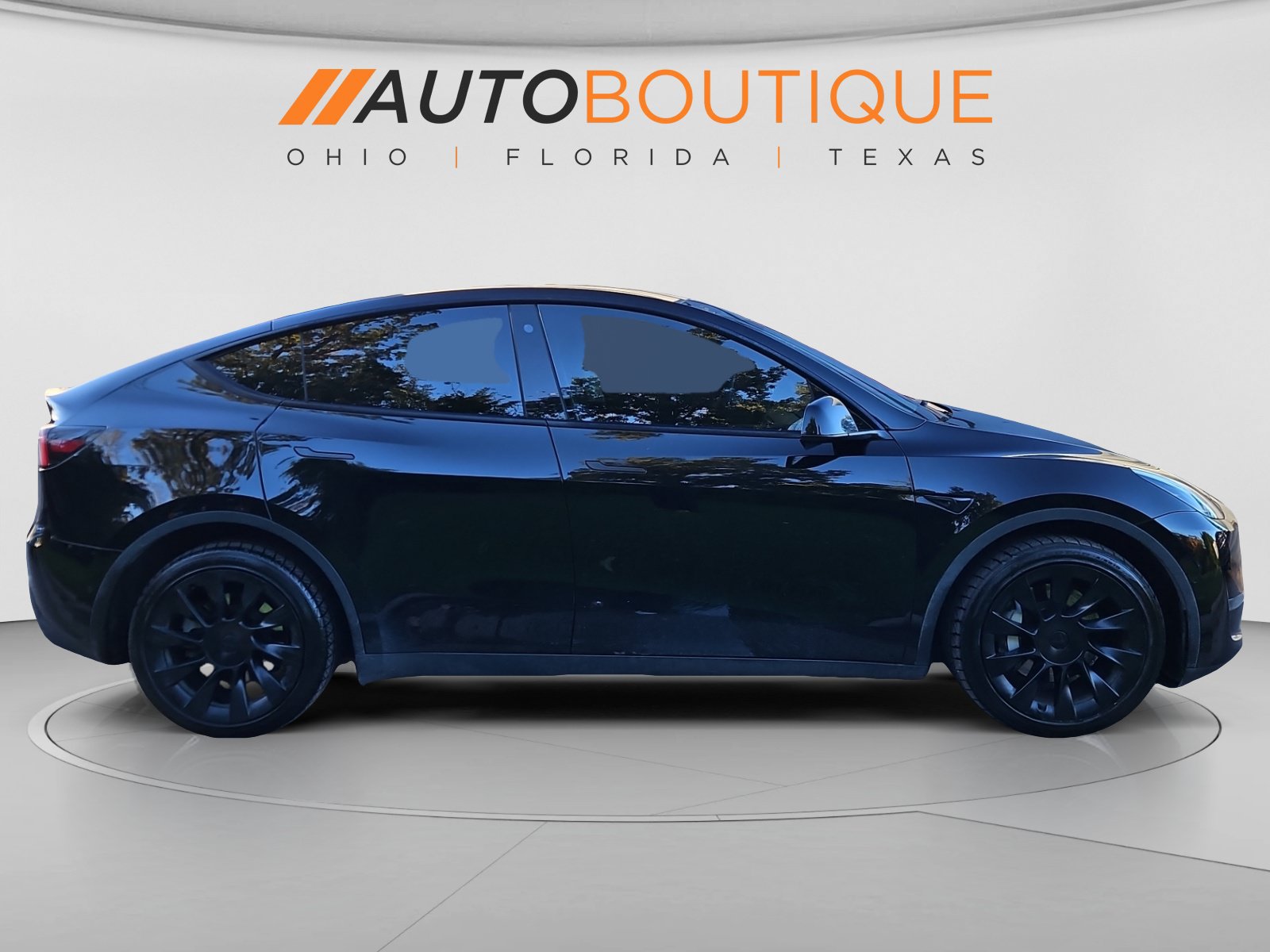 Used 2022 Tesla Model Y Long Range AWD/4WD image 6