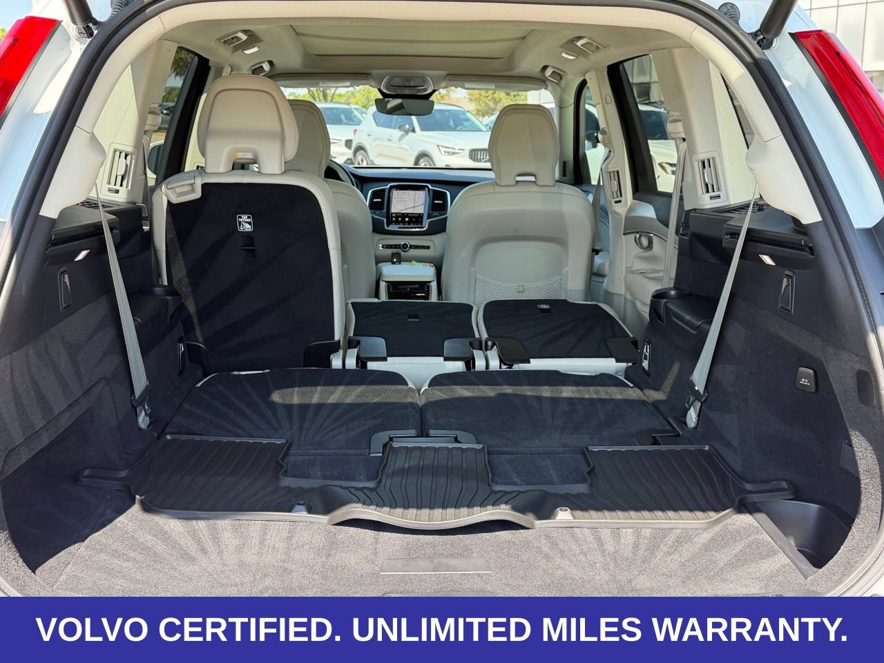 Certified 2024 Volvo XC90 B5 Core w/ Protection Package Premier AWD/4WD image 32